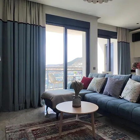 & Pool Family Duplex شقة *