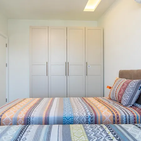 & Pool Family Duplex شقة