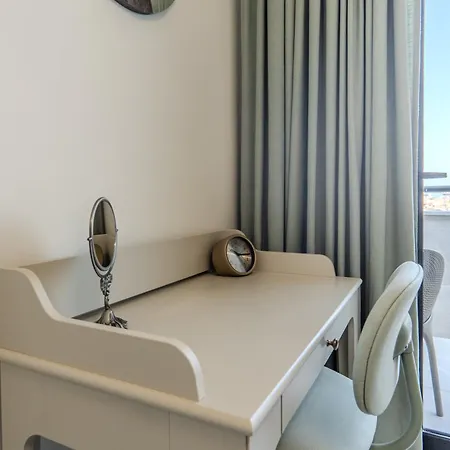 Lejlighed & Pool Family Duplex