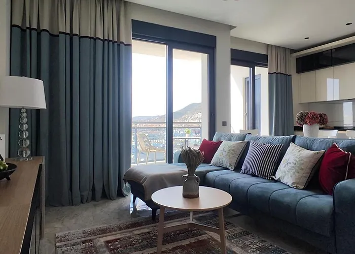 & Pool Family Duplex Apartman *