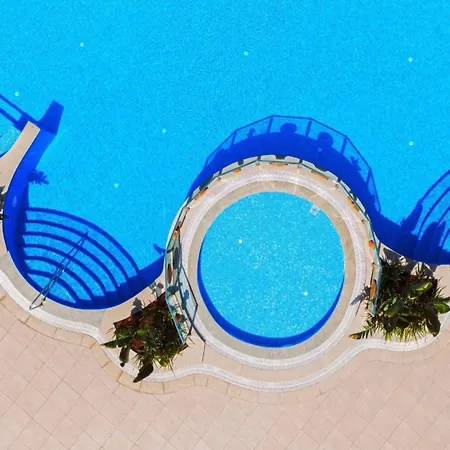 Apartment & Pool Family Duplex *